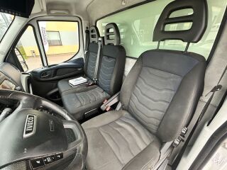 Iveco Daily 4X2 EURO6 + TAILLIFT 114kW