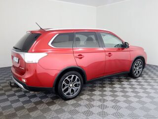 Mitsubishi Outlander Luxury ATM 2.0 110kW