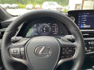 Lexus ES 300h 131kW