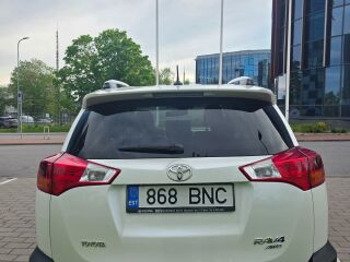 Toyota RAV4 Luxury AWD Multidrive S 2.0 R4 16V 111kW