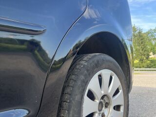 Volkswagen Touran 1.9 R4 TDI 77кВ