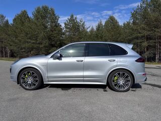 Porsche Cayenne S E-Hybrid Platinum Edition 3.0 V6 245kW