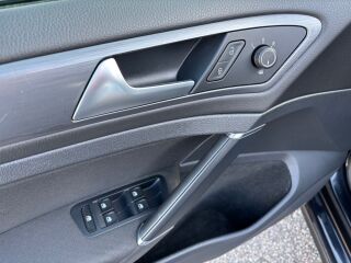 Volkswagen Golf Highline 1.6 TDi 85kW