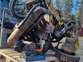 Timberjack 745