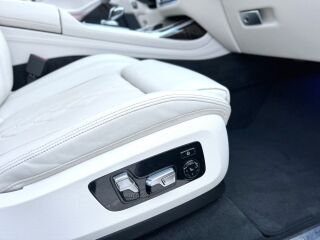 BMW X7 M-Sportpakett Individual 3.0 195kW