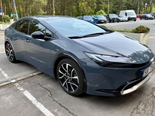 Toyota Prius Luxury PHEV 2.0 111kW