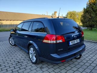 Opel Vectra C Cosmo Plus 1.9 R4 88kW