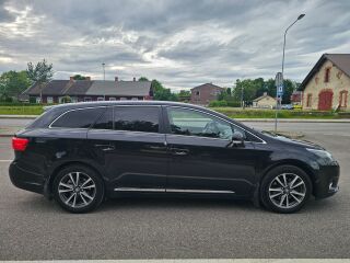 Toyota Avensis Linea Sol 2.2 110kW