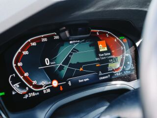 BMW 330 2.0 215kW