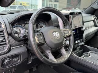 Ram 1500 Limited Night Crew Cab 5.7 V8 Hemi 395hp