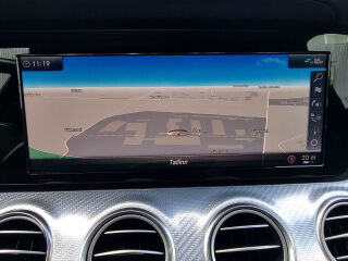 Mercedes-Benz E 220 AVANTGARDE / SPORT STYLE / 2.0 143kW