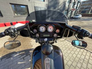 Harley-Davidson Street Glide V2