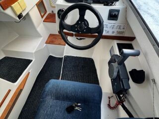 Yamarin 5940 Cabin Yamaha F80