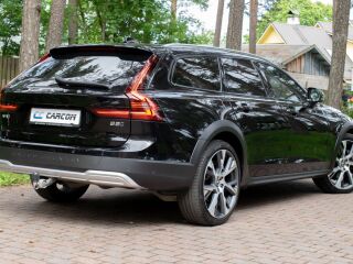 Volvo V90 Cross Country AWD B5 ULTIMATE Xenium FULLOPT 2.0 B5 MHEV KERS Kerghübriid 183kW
