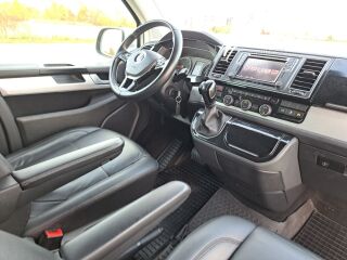 Volkswagen Caravelle LONG HIGHLINE 2.0 TDi 110kW