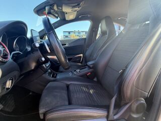 Mercedes-Benz CLA 180 1.6 90kW