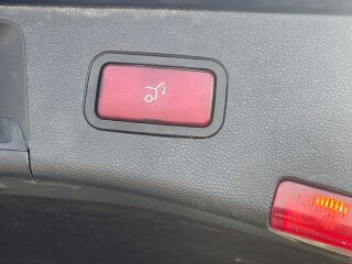 Mercedes-Benz E 200 2.2 V6 TDI 100kW