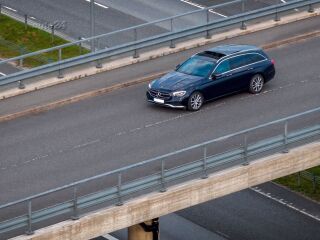 Mercedes-Benz E 200 118kW