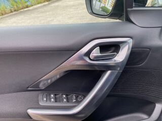 Peugeot 2008 Limited edision 1.2 81kW
