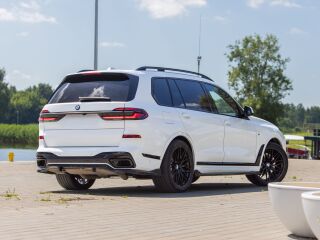 BMW X7 M-sportpakett Shadowline 3.0 259кВ
