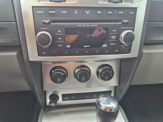 Dodge Nitro SXT 2.8 130kW