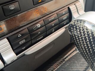 Porsche Cayenne Turbo 500HP 4.5 368kW