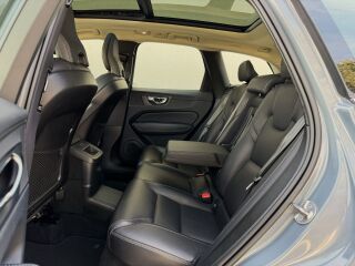 Volvo XC60 AWD Luxury Inscription FaceLift MY23 2.0 T6 Twin-Engine PLUG-IN-HYBRID LONG RANGE 293kW