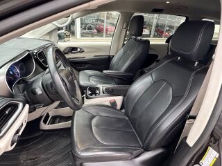 Chrysler Pacifica Touring L 3.6 V6 Pentastar 162kW