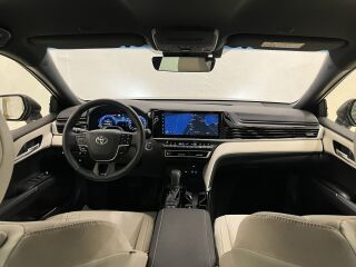 Toyota Camry Executive 137kW