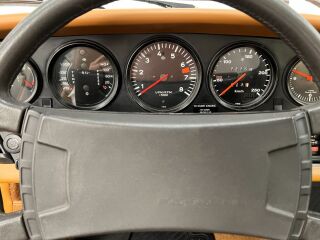 Porsche 911 S Coupe 2.7 121kW