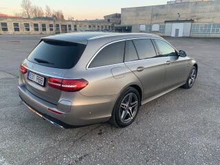 Mercedes-Benz E 300 de 4MATIC AMG pakett 2.0 143kW