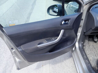 Peugeot 308 1.6 88кВ