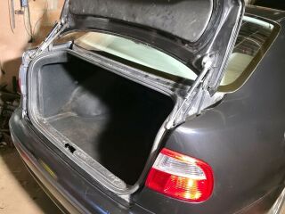 SEAT Toledo Comfortline 1.6 R4 16V 74kW