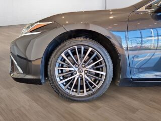Lexus ES 300h Limited Edition 2.5 131kW