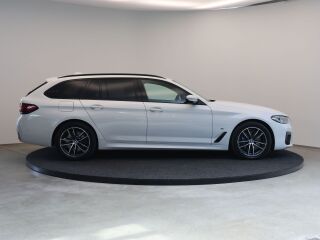 BMW 530 E X-Drive M-Sportpakett 2.0 215кВ