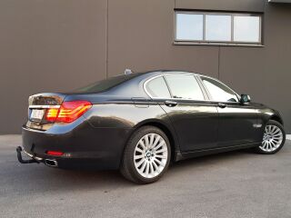 BMW 740 3.0 240kW