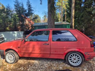 Volkswagen Golf 1.3 40kW