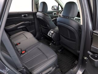 Kia Sorento AWD Business Premium 2.2 CRDi 142кВ