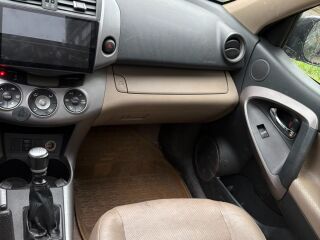 Toyota RAV4 2.2 130кВ