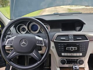 Mercedes-Benz C 180 2.1 88kW