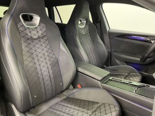 Volkswagen Passat Variant 4Motion R-Line Black Style 142kW