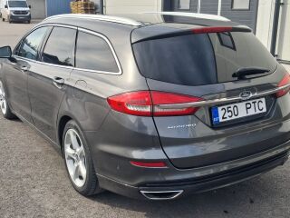 Ford Mondeo Titanium 2.0 R4 TDCi 132кВ