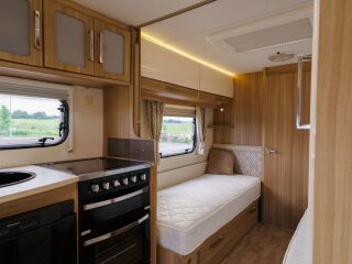 Lunar Clubman