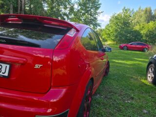 Ford Focus ST 2.5 166kW