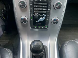 Volvo V70 Black Edition 2.4 D5 158kW