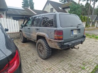 Jeep Grand Cherokee V8 5.2 V8 158kW
