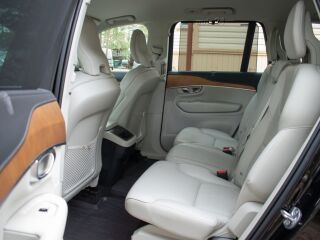 Volvo XC90 AWD B5 Inscription Intelli SAFE PRO 2.0 B5 KERS MHEV Kerghübriid 183kW