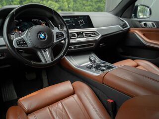 BMW X5 xDrive 40d Idividual 3.0 250кВ