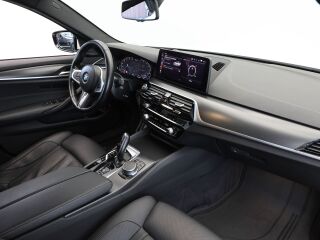BMW 530 E X-Drive M-Sportpakett 2.0 215kW