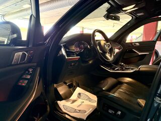 BMW X7 3.0 250kW